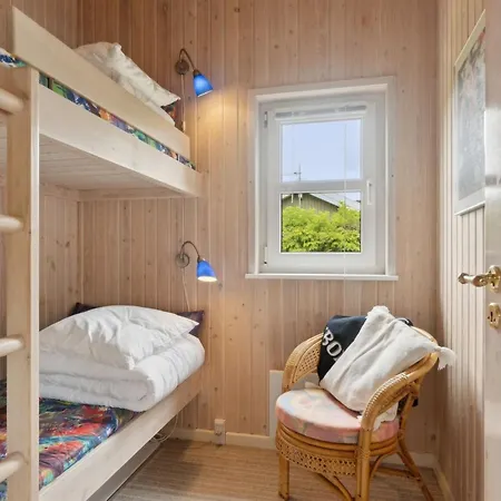 Nyaraló Henne - From The Sea By Interhome *