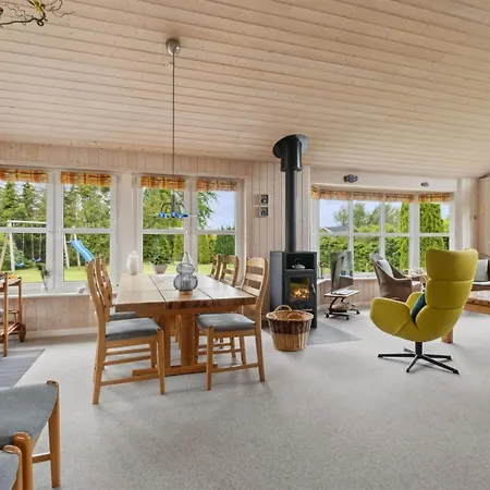 Nyaraló Henne - From The Sea By Interhome Hadsund