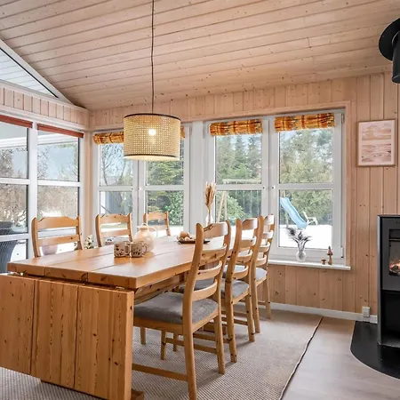 Henne - From The Sea By Interhome *